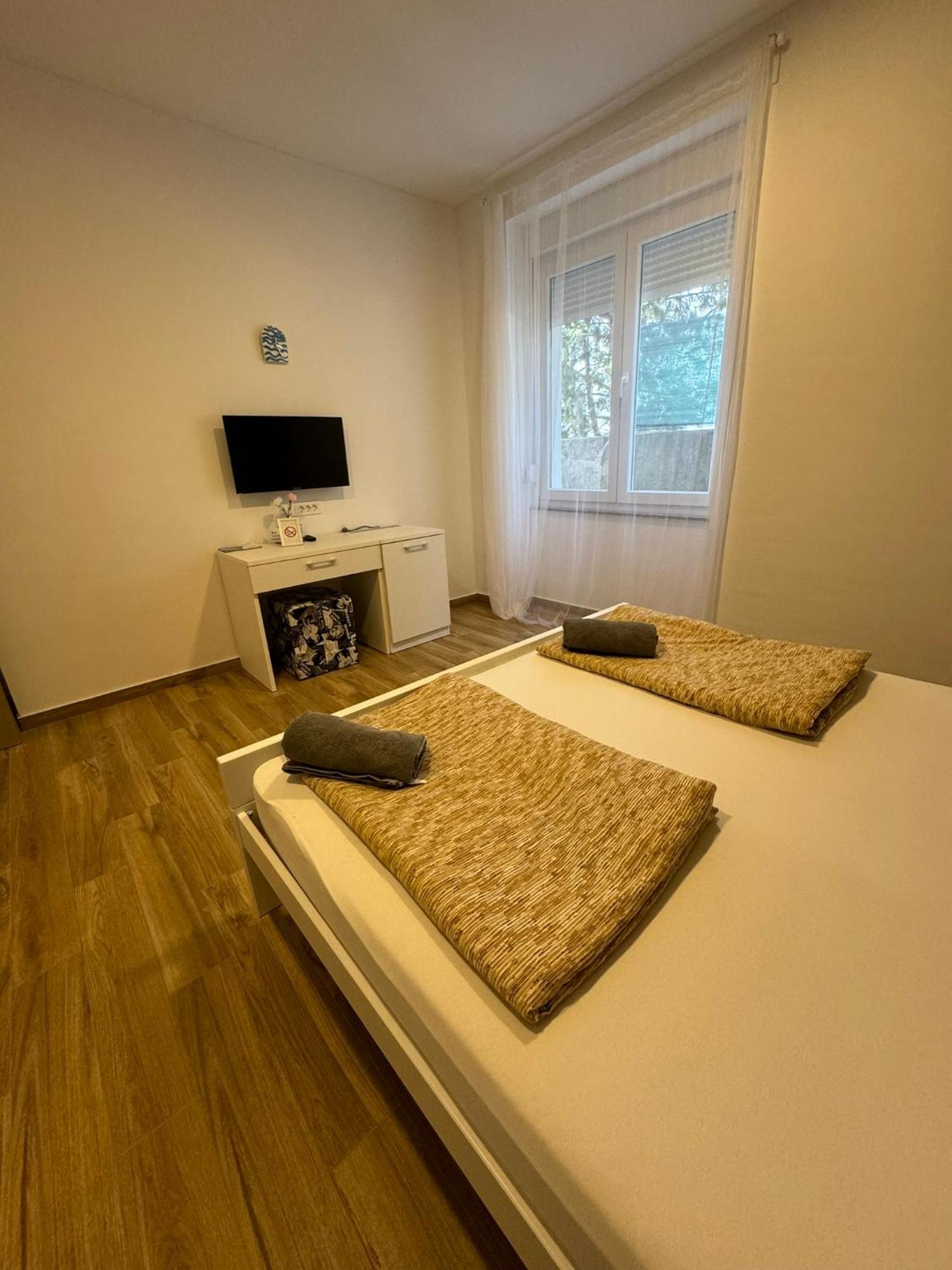 Villa Lovorka By Villa Eva Omišalj Habitación foto