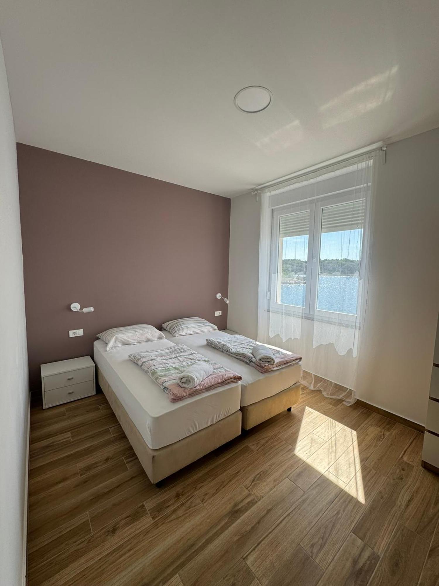 Villa Lovorka By Villa Eva Omišalj Habitación foto